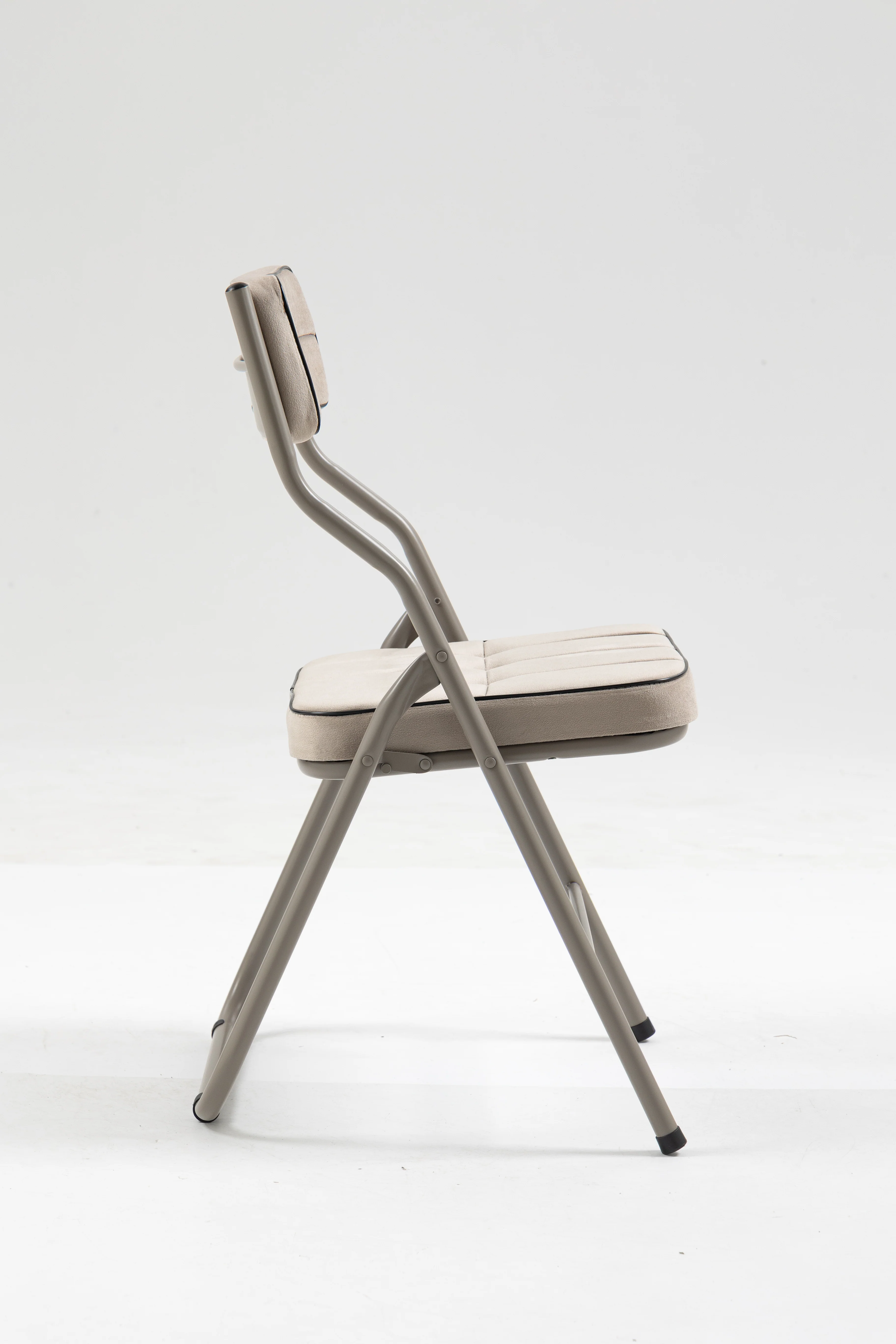 Padded Folding Chairs 2 Pack, Portable and Assembled with Cushion, Khaki - Image 3