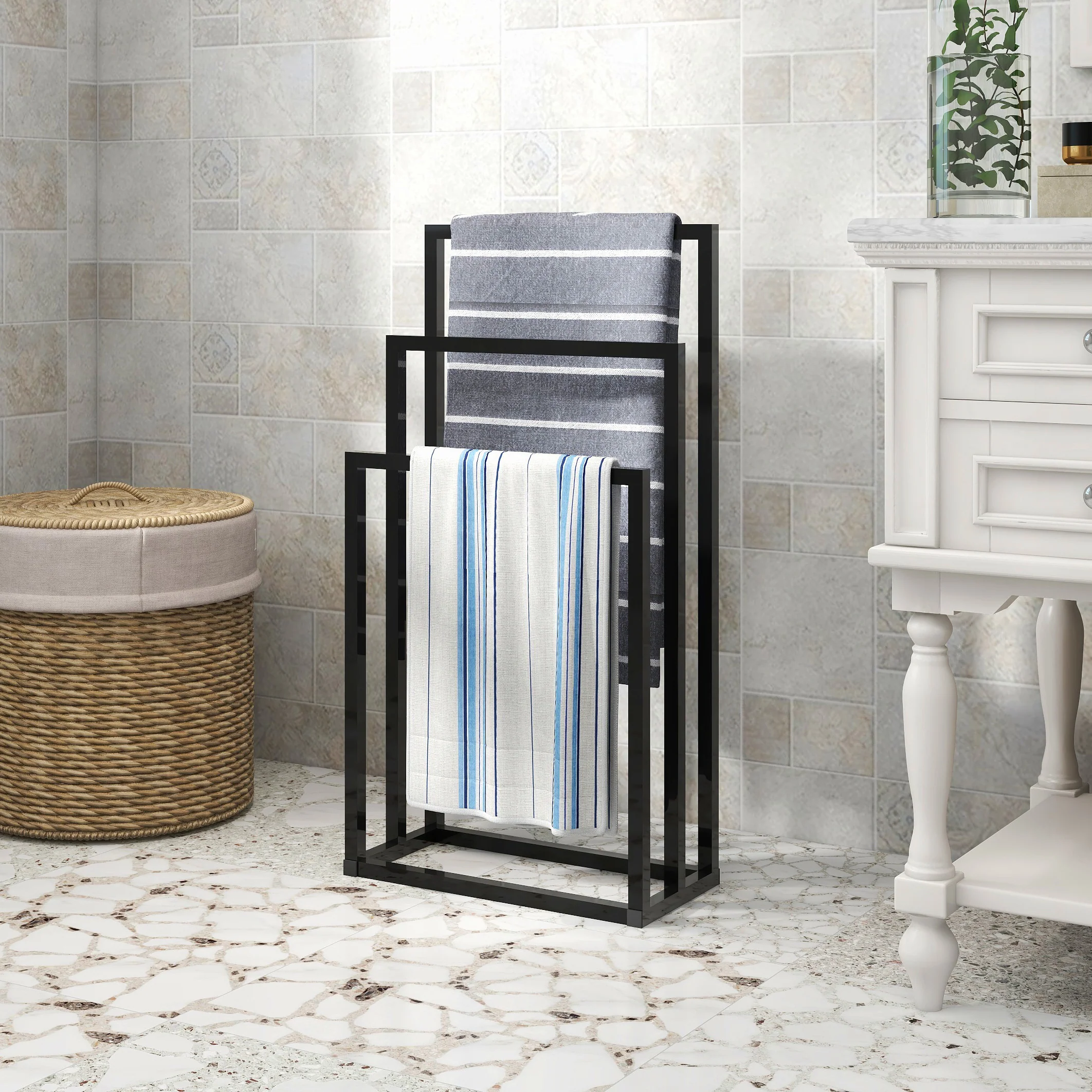 Towel Rack, 3-Tier Freestanding Outdoor Pool Towel Dryer - Image 2