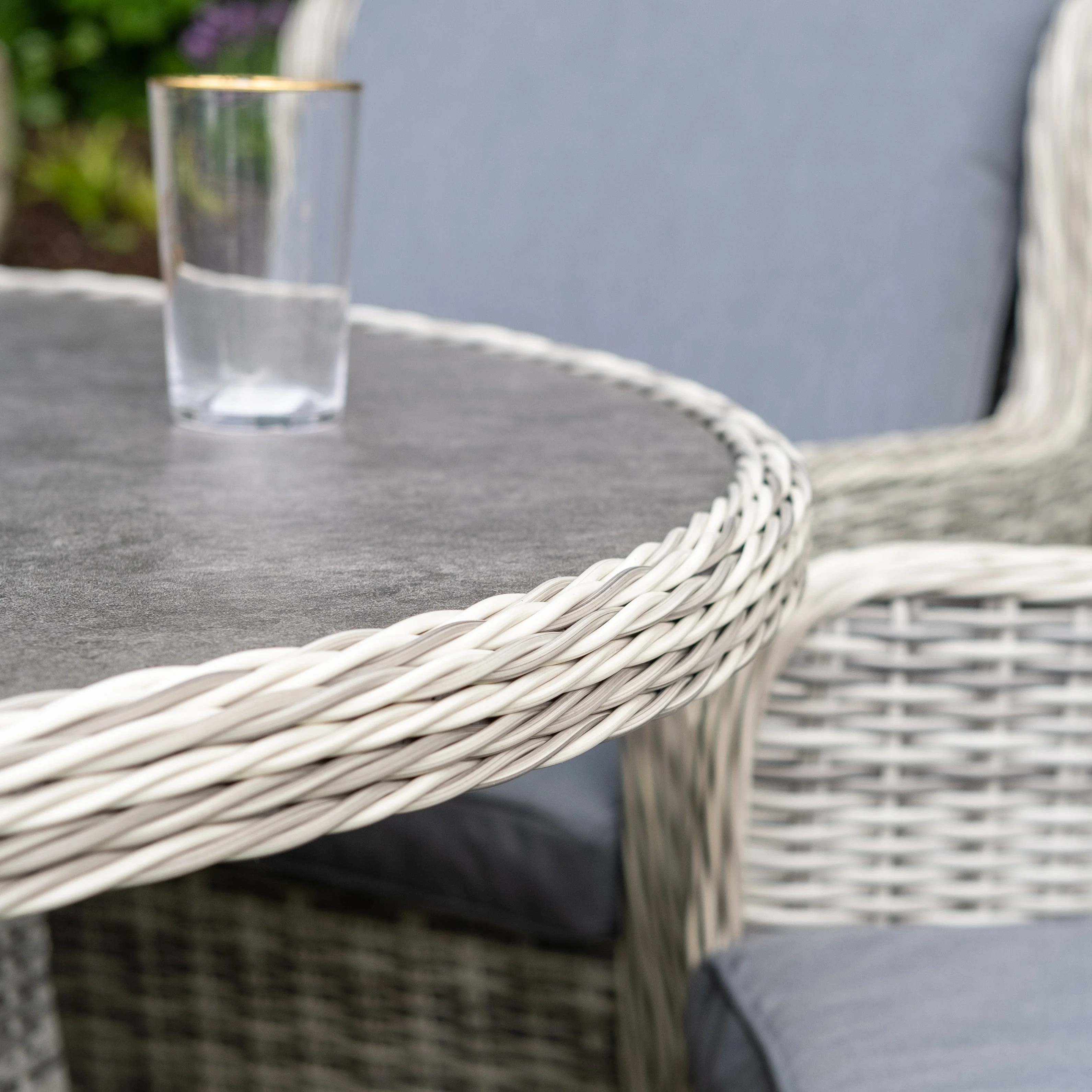 Vienna - 6 Seater Deluxe Dining Set - Image 2